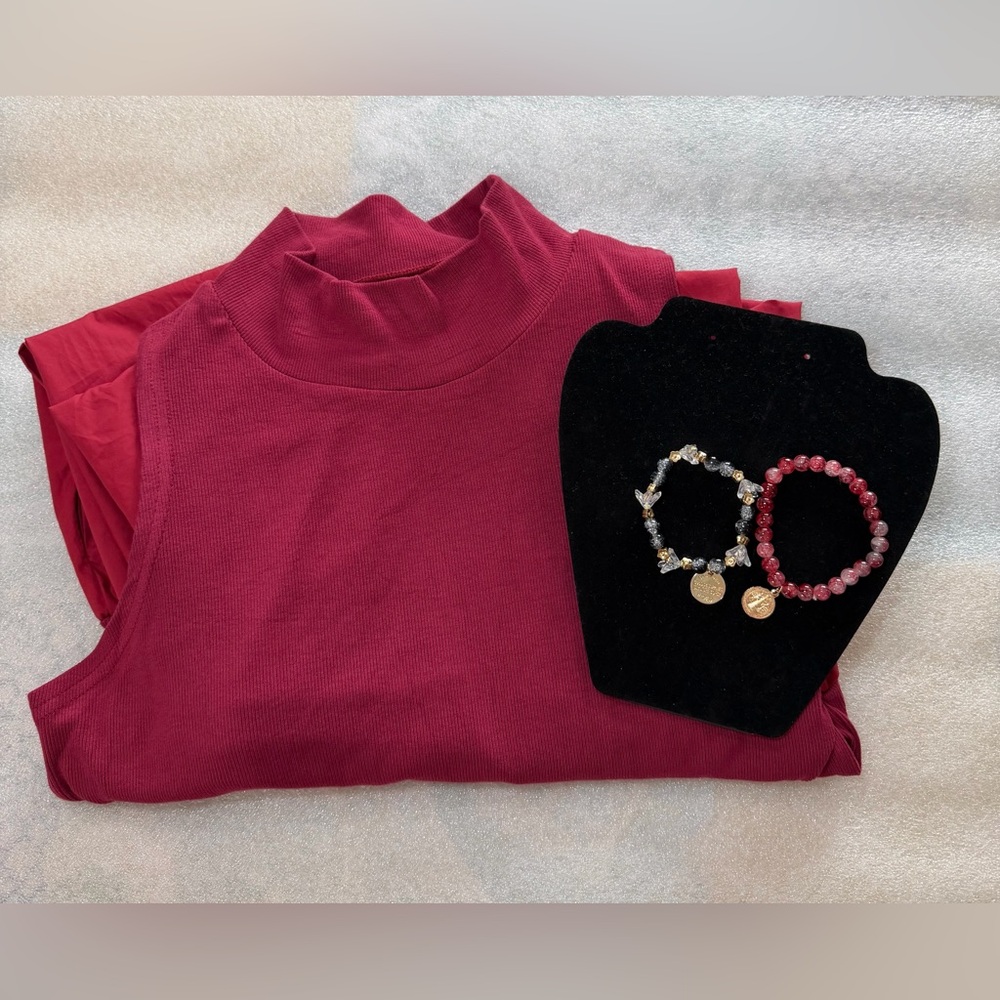 Elegant Sleeveless Red Dress with bracelets